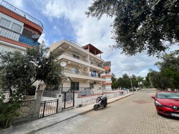 ÇAMLIK MAHALLESİ’NDE  DENİZE YÜRÜME MESAFESİNDE • FULL EŞYALI • KATTA  SATILIK DUBLEKS