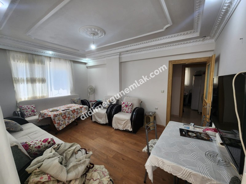 EFELER MAHALLESİ’NDE CADDEYE YAKIN KAÇIRILMAYACAK 2+1 SATILIK DAİRE