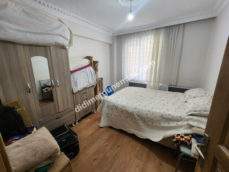 EFELER MAHALLESİ’NDE CADDEYE YAKIN KAÇIRILMAYACAK 2+1 SATILIK DAİRE