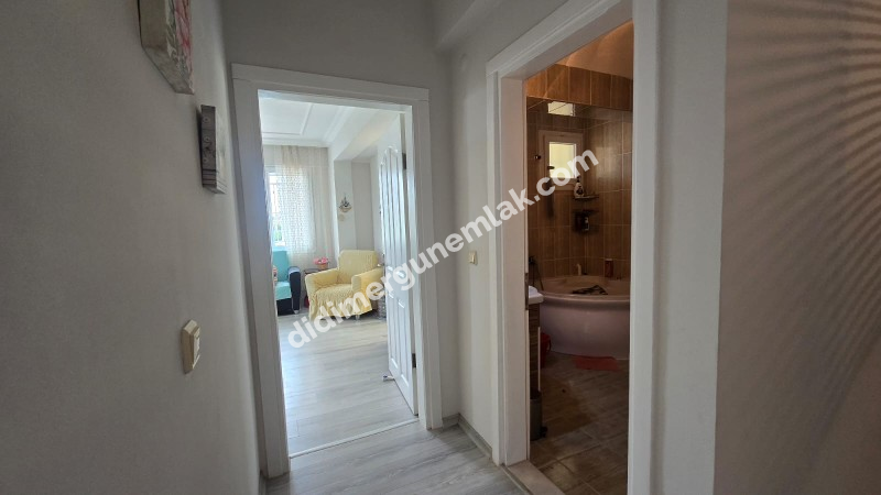 ÇAMLIK MAHALLESİ’NDE ADNAN MENDERES BULVARI' NA YAKIN - SİTE İÇERİSİNDE - EŞYALI 2+1 SATILIK DAİRE
