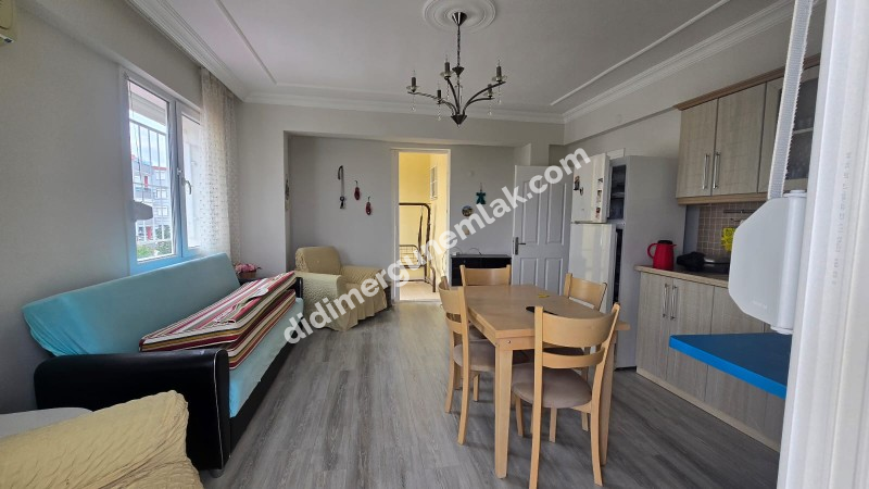 ÇAMLIK MAHALLESİ’NDE ADNAN MENDERES BULVARI' NA YAKIN - SİTE İÇERİSİNDE - EŞYALI 2+1 SATILIK DAİRE