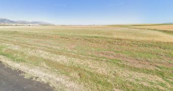 Göndere Köy Girişinde Satılık Tarla