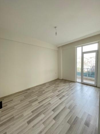 AFYON ÜÇOK EMLAKTAN YEŞİLYURT MAH 4+1 160M² GENİŞ SIFIR AYARINDA KİRALIK DAİRE 