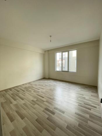 AFYON ÜÇOK EMLAKTAN YEŞİLYURT MAH 4+1 160M² GENİŞ SIFIR AYARINDA KİRALIK DAİRE 