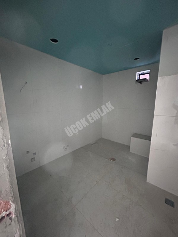 AFYON ÜÇOK EMLAKTAN ERKMEN CUMHURİYET MAH SATILIK DAİRELER 