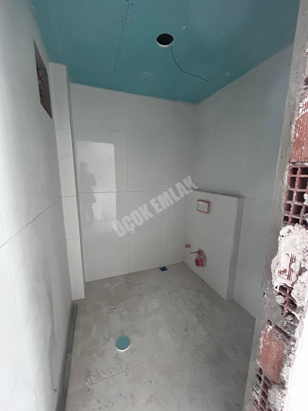 AFYON ÜÇOK EMLAKTAN ERKMEN CUMHURİYET MAH SATILIK DAİRELER 