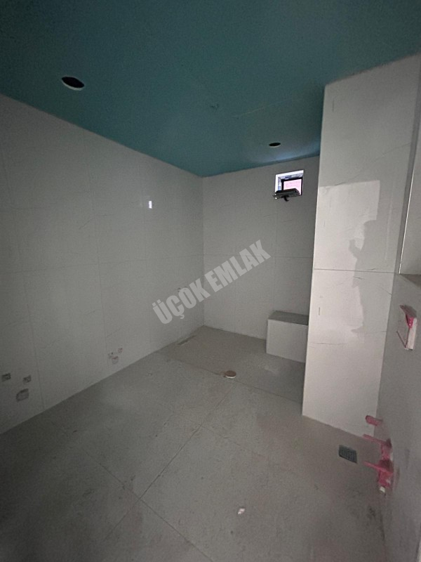 AFYON ÜÇOK EMLAKTAN ERKMEN CUMHURİYET MAH SATILIK DAİRELER 