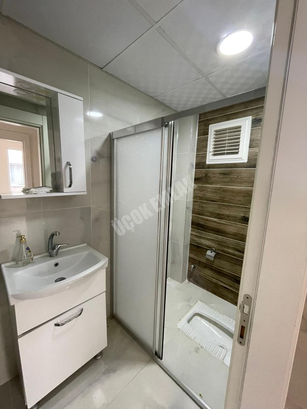 AFYON ÜÇOK EMLAKTAN YEŞİLYURT MAH 4+1 160M² GENİŞ SIFIR AYARINDA KİRALIK DAİRE 