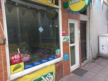 BEŞİKDÜZÜ MERKEZDE SATILIK 18 M2 DÜKKAN