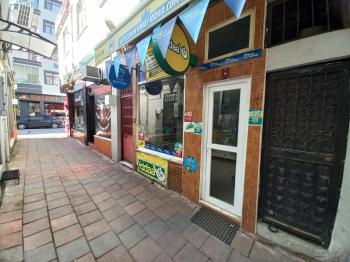 BEŞİKDÜZÜ MERKEZDE SATILIK 18 M2 DÜKKAN