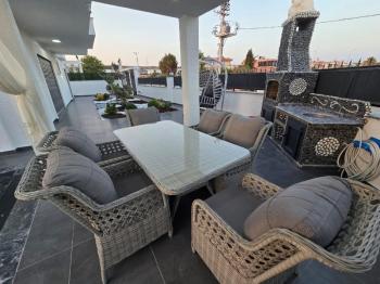 DİDİM EFELER MAHALLESİNDE TAM MÜSTAKİL HAVUZLU OTOPARKLI EŞYALI 4+1  SATILIK SIFIR  LÜKS VİLLA 