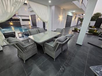 DİDİM EFELER MAHALLESİNDE TAM MÜSTAKİL HAVUZLU OTOPARKLI EŞYALI 4+1  SATILIK SIFIR  LÜKS VİLLA 