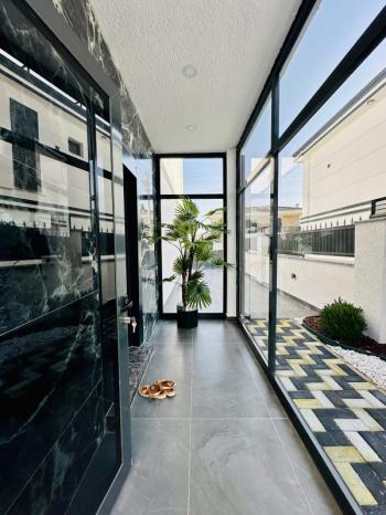 DİDİM EFELER MAHALLESİNDE TAM MÜSTAKİL HAVUZLU OTOPARKLI EŞYALI 4+1  SATILIK SIFIR  LÜKS VİLLA 