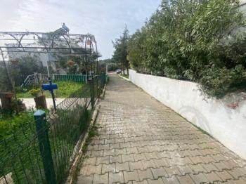 AKBÜK’TE ŞÖMİNELİ VİLLA FIRSATI FULL TADİLATLI • TERASLI • GENİŞ KULLANIM ALANI