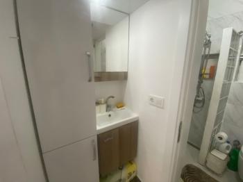 AKBÜK’TE ŞÖMİNELİ VİLLA FIRSATI FULL TADİLATLI • TERASLI • GENİŞ KULLANIM ALANI