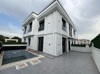 DİDİM ÇAMLIK MAHALLESİ’NDE ÖZEL HAVUZLU LÜKS SATILIK VİLLA!