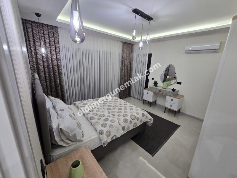 DİDİM EFELER MAHALLESİNDE TAM MÜSTAKİL HAVUZLU OTOPARKLI EŞYALI 4+1  SATILIK SIFIR  LÜKS VİLLA   