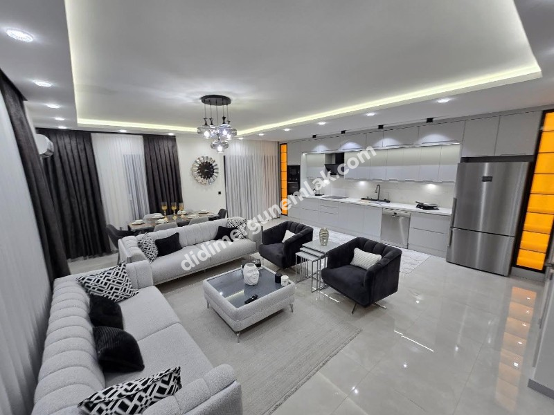 DİDİM EFELER MAHALLESİNDE TAM MÜSTAKİL HAVUZLU OTOPARKLI EŞYALI 4+1  SATILIK SIFIR  LÜKS VİLLA   