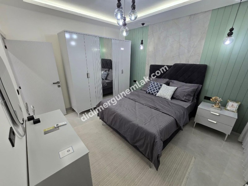 DİDİM EFELER MAHALLESİNDE TAM MÜSTAKİL HAVUZLU OTOPARKLI EŞYALI 4+1  SATILIK SIFIR  LÜKS VİLLA   