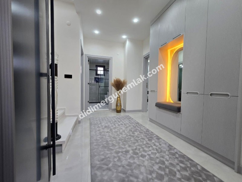 DİDİM EFELER MAHALLESİNDE TAM MÜSTAKİL HAVUZLU OTOPARKLI EŞYALI 4+1  SATILIK SIFIR  LÜKS VİLLA   