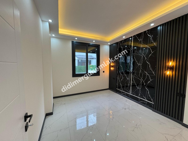 DİDİM ÇAMLIK MAHALLESİ’NDE ÖZEL HAVUZLU LÜKS SATILIK VİLLA!