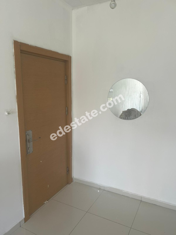 Lefkoşa Haspolat'da Eşyalı Kiralık 2+1 Zemin Kat Daire