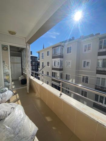 GÜVENAY - ÇORUM GÜLABİBEY MAH. MİLLET CADDESİ ÜZERİ 3+1 SATILIK DAİRE