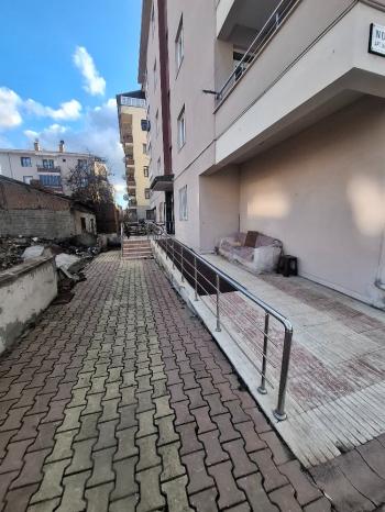 GÜVENAY - ÇORUM ULUKAVAK MAH. İLİM YAYMA CEMİYETİ CİVARI KİRALIK DAİRE 