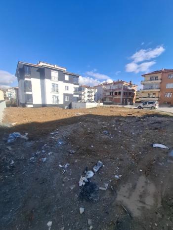 GÜVENAY - ÇORUM GÜLABİBEY MAH. HUZUR EVİ ARKASI SATILIK İMARLI ARSA 