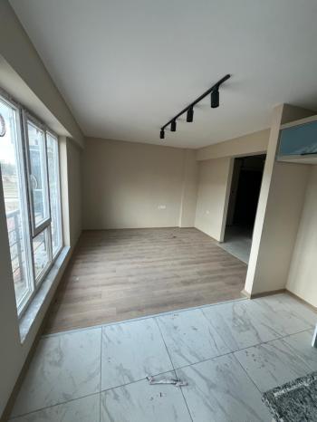 ÜNİVERSİTE BÖLGEİNDE SATILIK 1+1 DAİRE