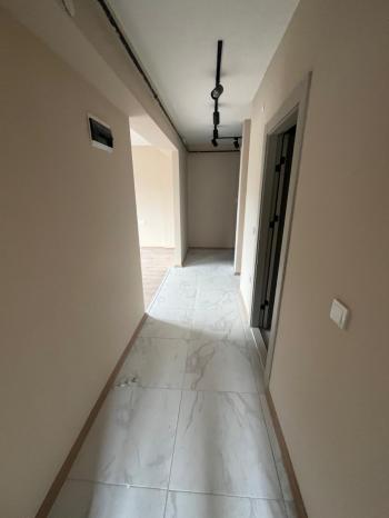 ÜNİVERSİTE BÖLGEİNDE SATILIK 1+1 DAİRE