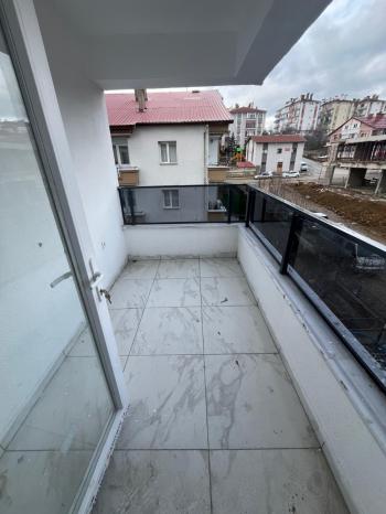 ÜNİVERSİTE BÖLGEİNDE SATILIK 1+1 DAİRE