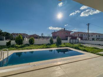 Ula Gökovada Havuzlu Sitede 1+1 Eşyalı Satılık Daire