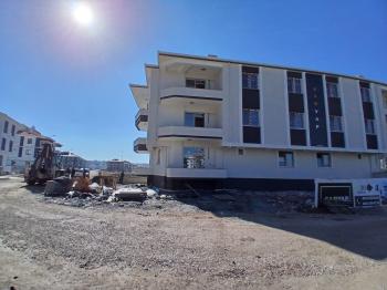 GÜVENAY - ÇORUM ÇEPNİ MAH. KENT PARK CİVARI SATILIK LÜKS 2+0 DAİRE