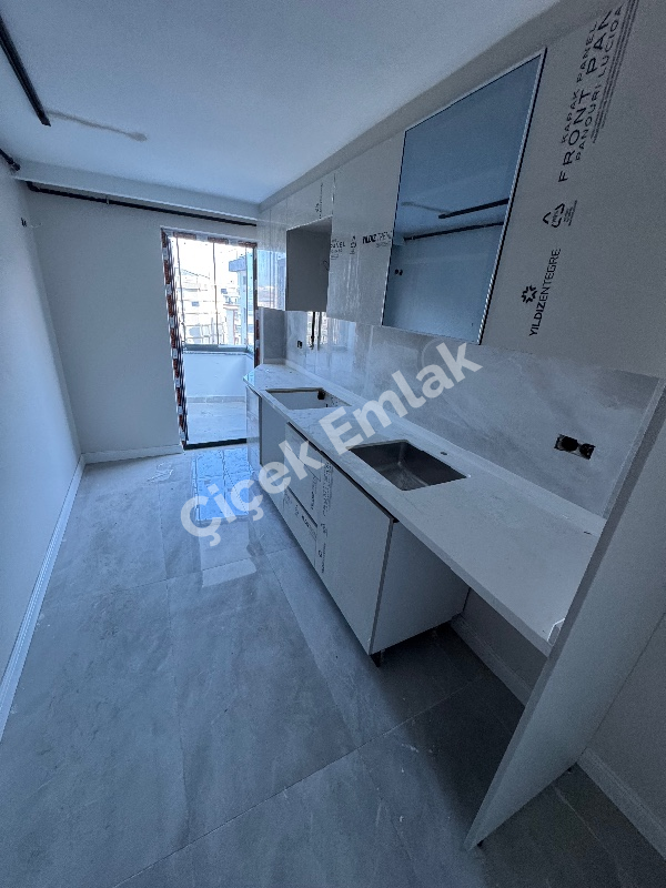Çırçır Metro'ya 10 Dk 2+1 Balkonlu Ferah Satılık Daire