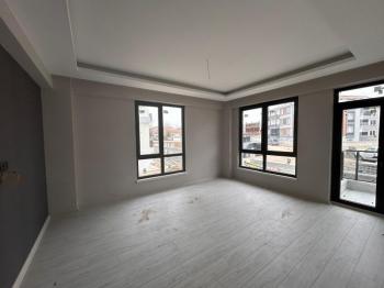 AFYON ÜÇOK EMLAKTAN ALİ İHSANPAŞA MAH TEMELDEN SATILIK LÜKS DAİRELER