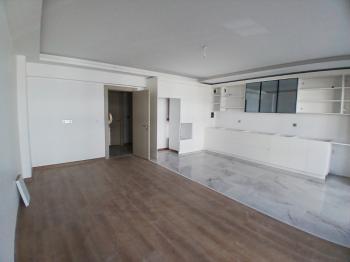 Güvenay - Çorum Üçtutlar Mah. Muratevler Mevkii Satılık 4+1 Lüks Daire