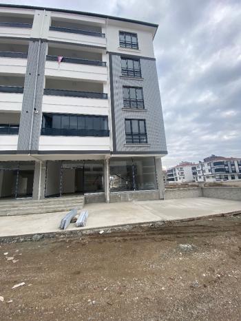 GÜVENAY - ÇORUM ÇEPNİ MAH. ÖĞRETMEN LİSESİ CADDESİ ÜZERİ SATILIK DÜKKAN 