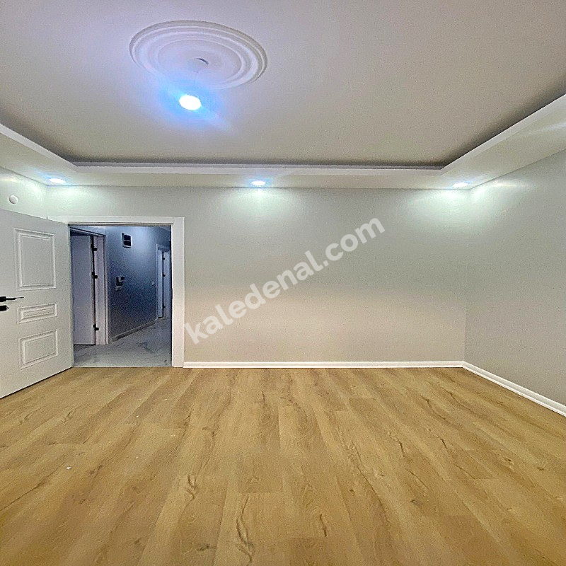 2+1 TAPU MASRAFSIZ FIRSAT KELEPİR BAHÇE KAT 