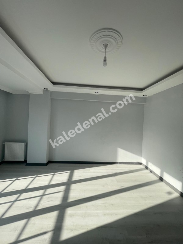 ÖRNEK MAHALLESİNDE SIFIR 2+1 