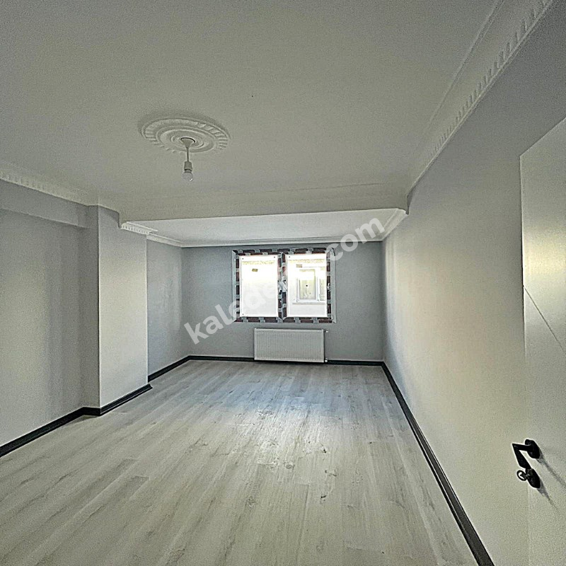 ÖRNEK MAHALLESİNDE SIFIR 2+1 