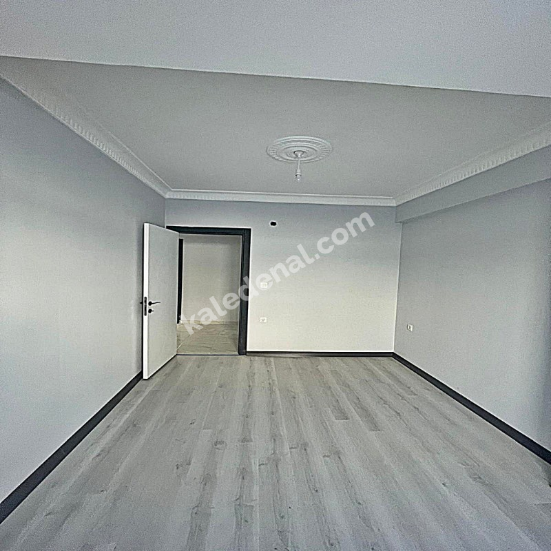 ÖRNEK MAHALLESİNDE SIFIR 2+1 