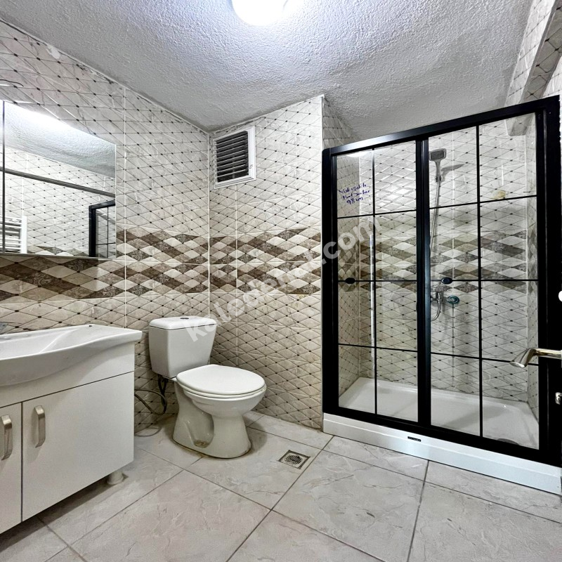 CADDE ÜZERİ 2+1 LÜX DAİRE 