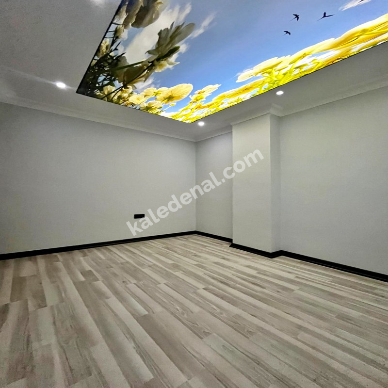 CADDE ÜZERİ 2+1 LÜX DAİRE 