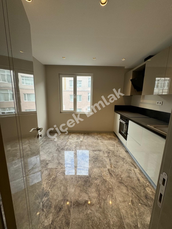 Akşemsettin Mahallesi Siris Yapı Sitesi Net 93 M2 Lüks Sıfır Satılık Daire