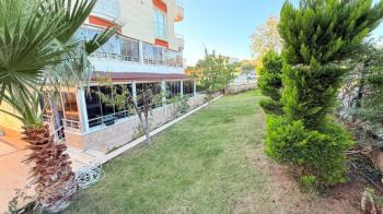 ÇAMLIK' TA HAVUZLU SİTE İÇERİSİNDE MÜSTAKİL GİRİŞLİ EŞYALI GENİŞ 3+1 SATILIK DAİRE