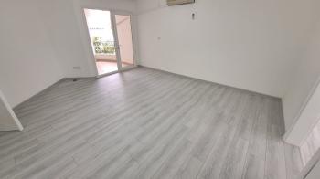  DİDİM EFELER MAHALLESİ HAVUZLU SİTE İÇERİSİNDE SATILIK 2+1 AÇIK MUTFAKLI DAİRE 