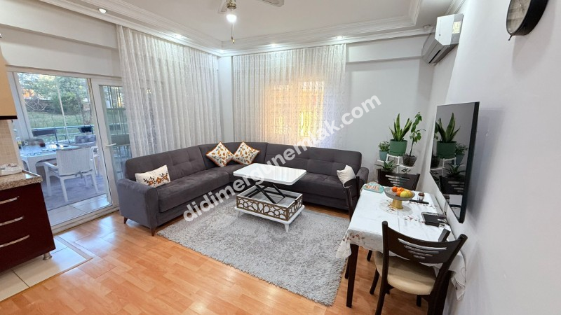ÇAMLIK' TA HAVUZLU SİTE İÇERİSİNDE MÜSTAKİL GİRİŞLİ EŞYALI GENİŞ 3+1 SATILIK DAİRE