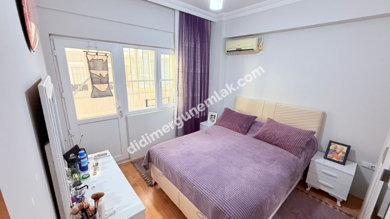 ÇAMLIK' TA HAVUZLU SİTE İÇERİSİNDE MÜSTAKİL GİRİŞLİ EŞYALI GENİŞ 3+1 SATILIK DAİRE