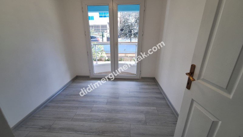  DİDİM EFELER MAHALLESİ HAVUZLU SİTE İÇERİSİNDE SATILIK 2+1 AÇIK MUTFAKLI DAİRE 